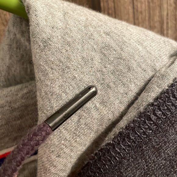 NWOT Champion hoodie - Picture 5 of 6